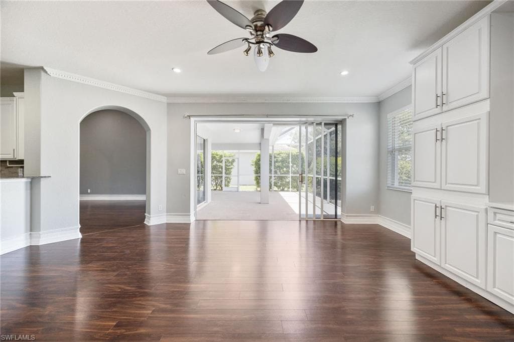 3940 Ruxton RD-22