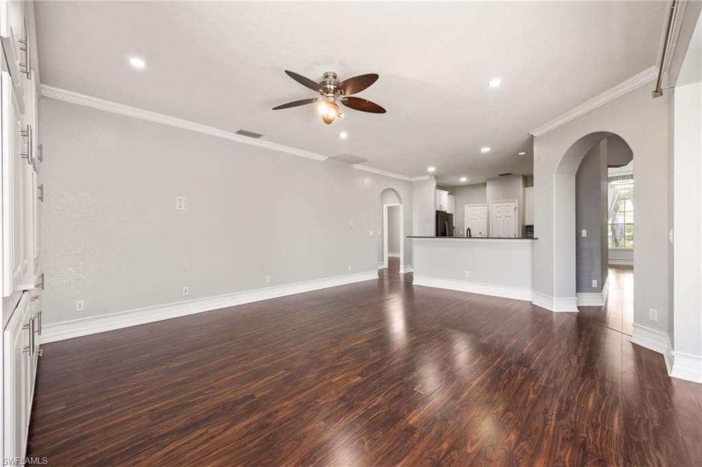 3940 Ruxton RD-21