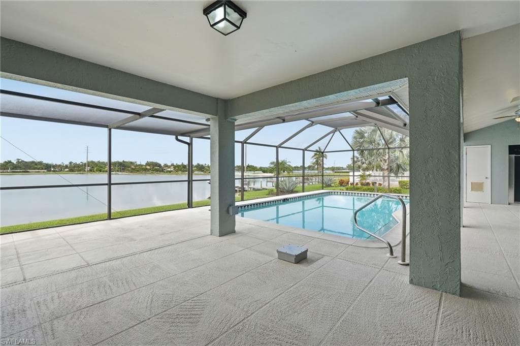 5350 Harborage DR-35