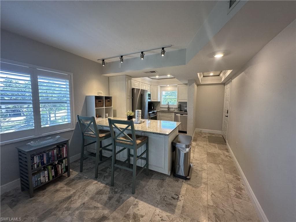 6893 Estero BLVD 426-6