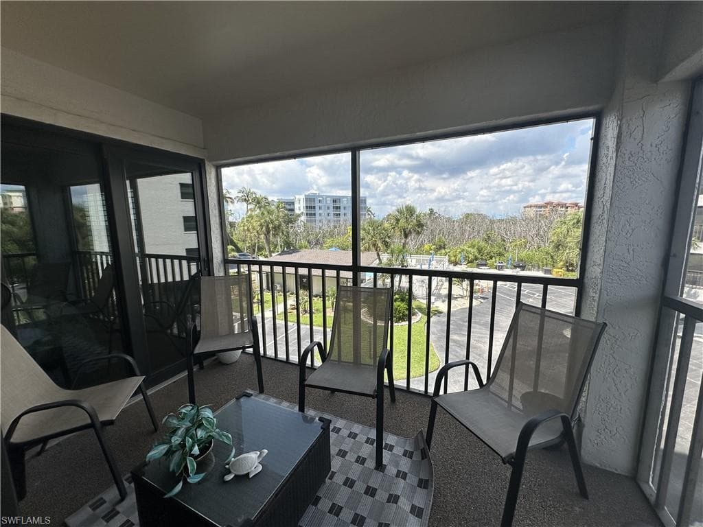 6893 Estero BLVD 426-17