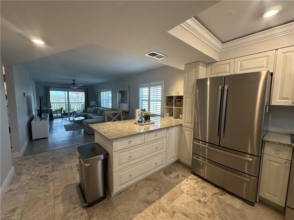 6893 Estero BLVD 426-3