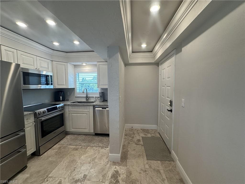 6893 Estero BLVD 426-1