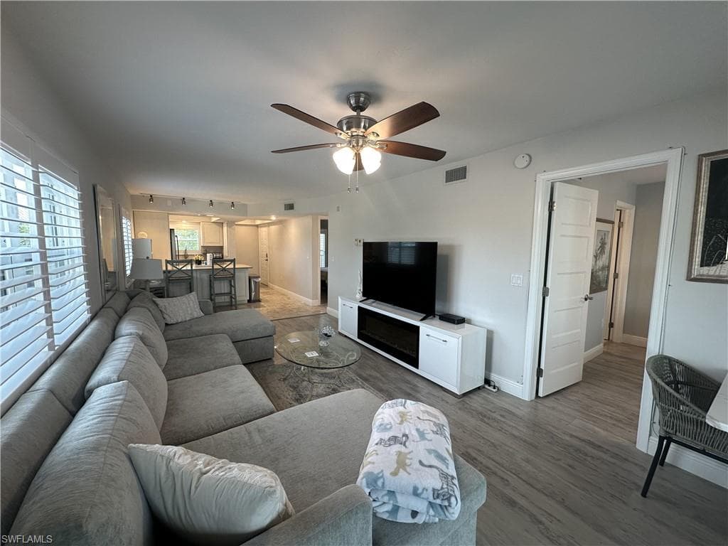 6893 Estero BLVD 426-19