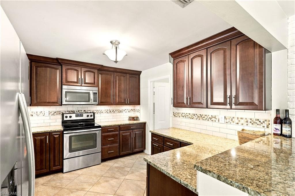 2741 McGregor BLVD-6