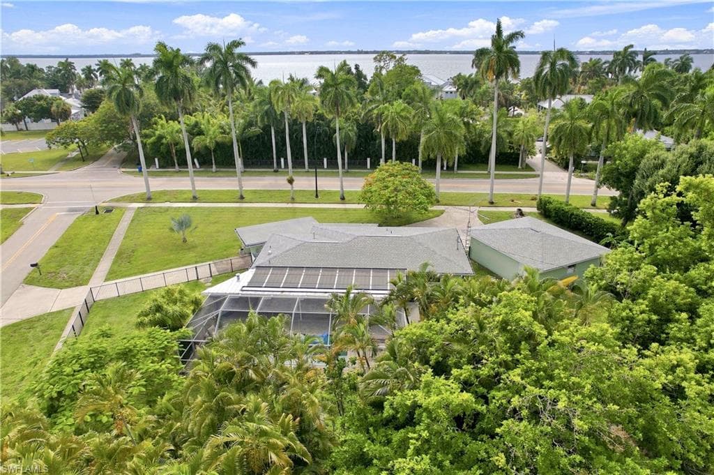 2741 McGregor BLVD-37