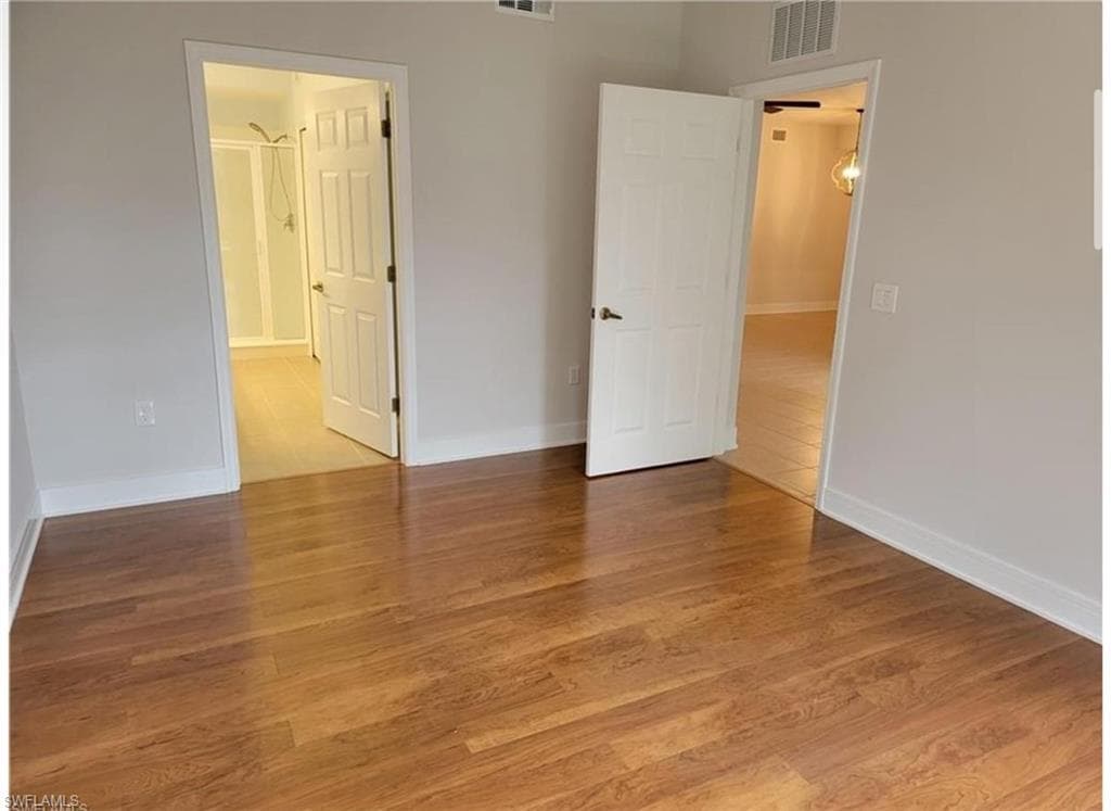 1315 Henley ST 1003-9