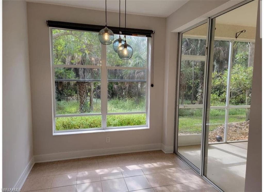 1315 Henley ST 1003-4