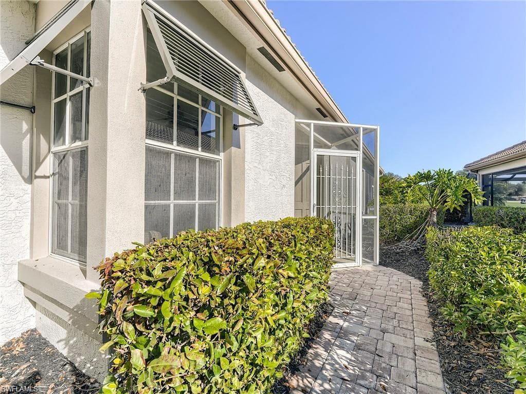 8529 Fairway Bend DR-21