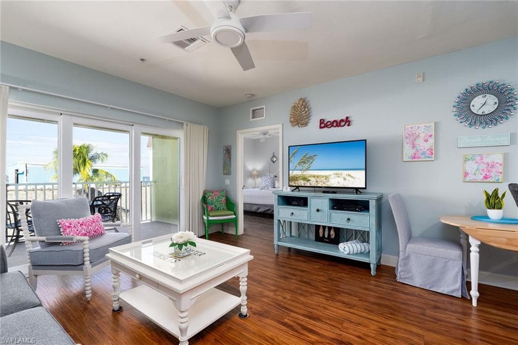 450 Old San Carlos BLVD 303-8