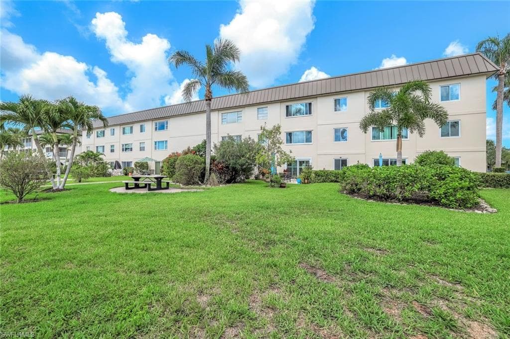 1000 Manatee RD A306-13
