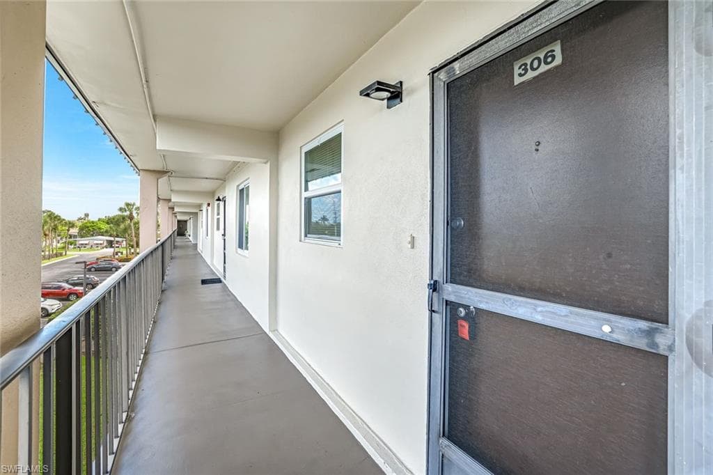1000 Manatee RD A306-3