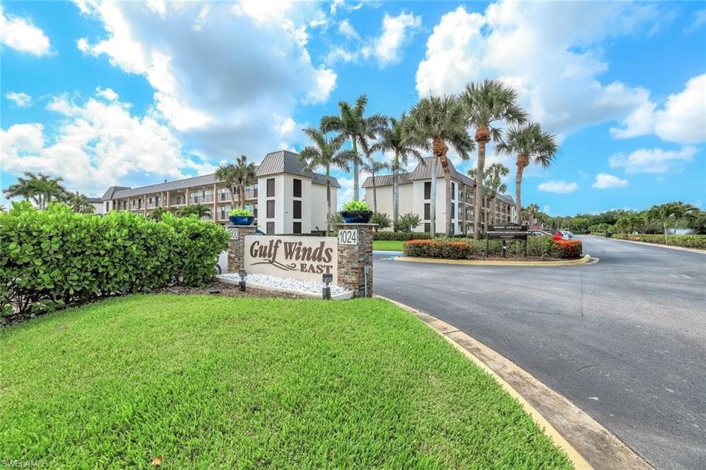 1000 Manatee RD A306-1