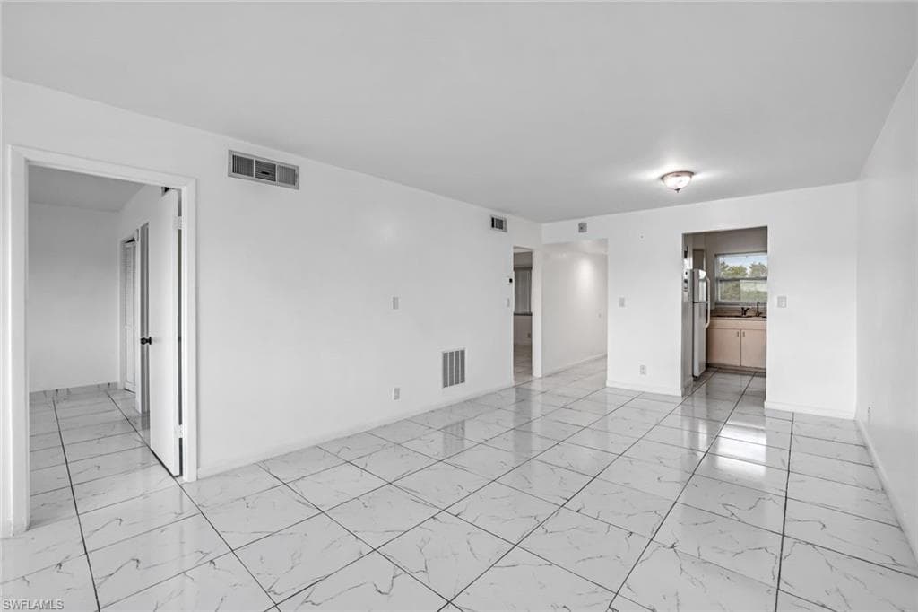 1000 Manatee RD A306-4