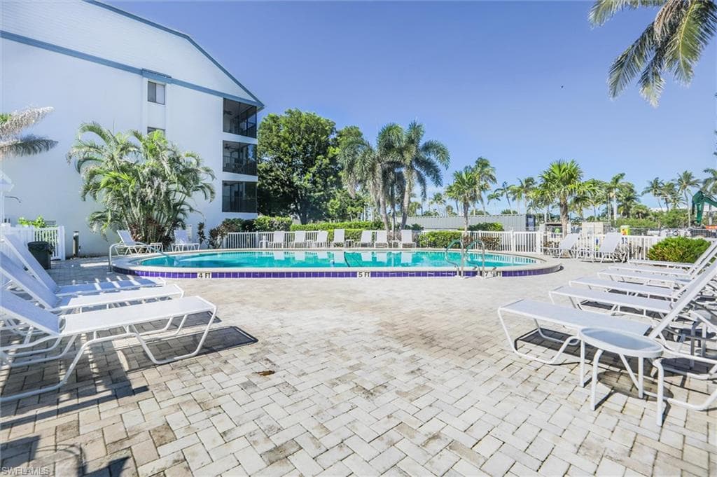 3234 Tennis Villas-32