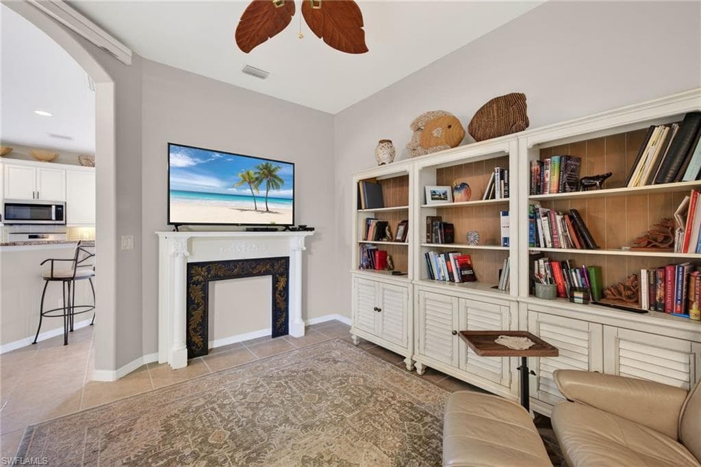 9311 Trieste DR-16