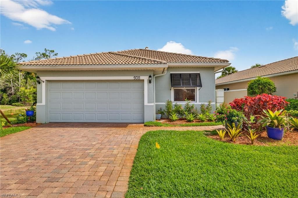 9311 Trieste DR-30