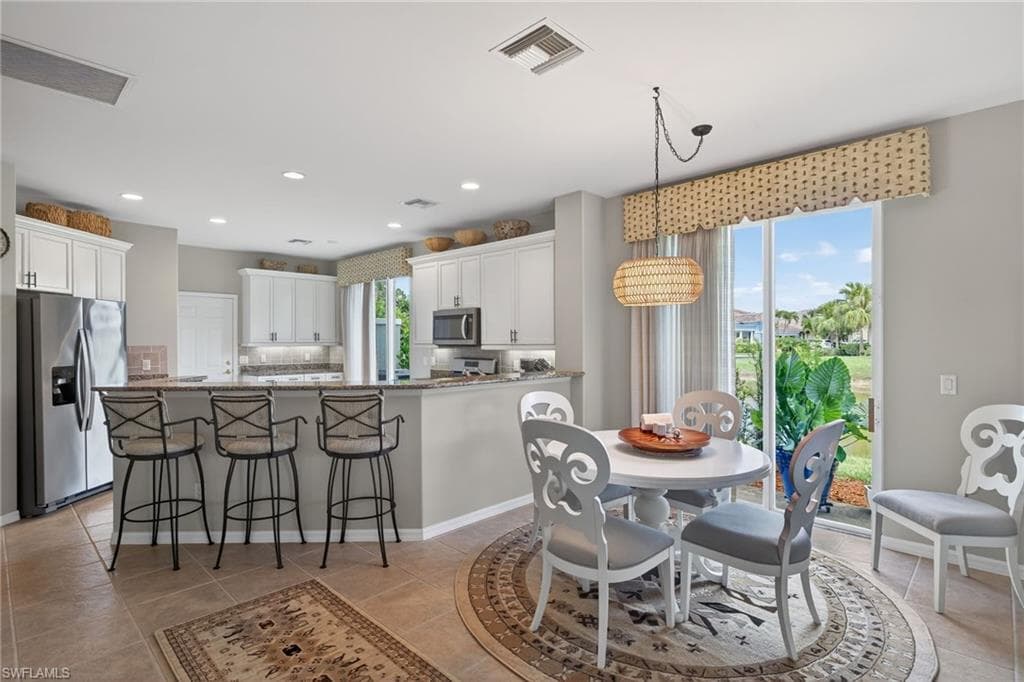 9311 Trieste DR-10
