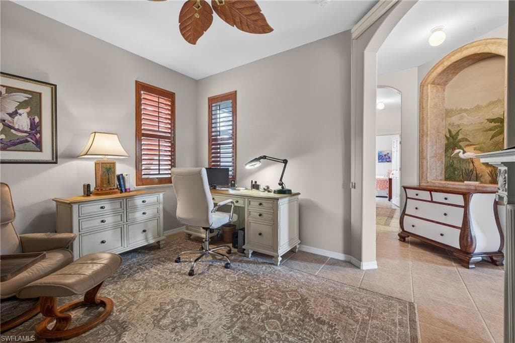 9311 Trieste DR-15