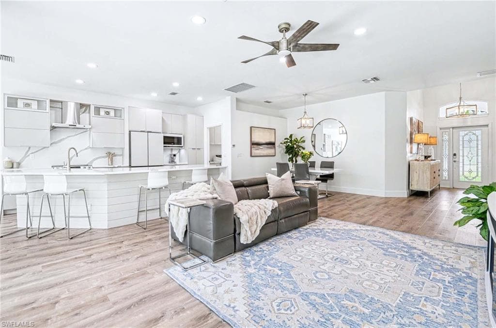 8324 Laurel Lakes BLVD-6