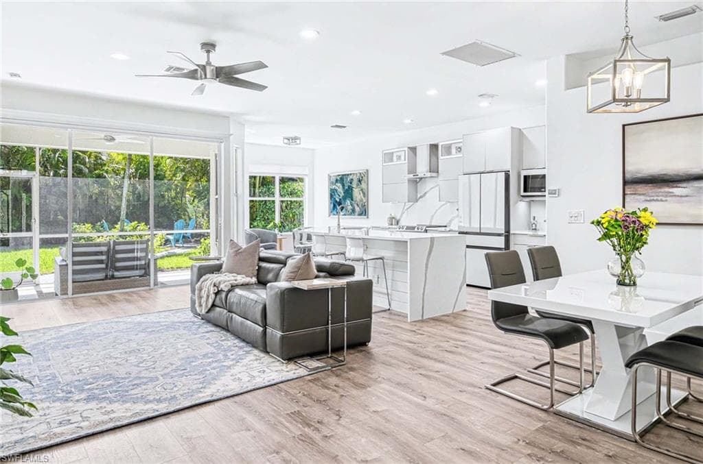 8324 Laurel Lakes BLVD-3