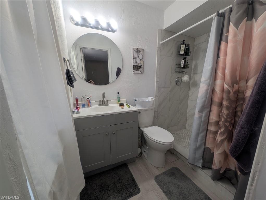 3720 SE 10th AVE 201-9