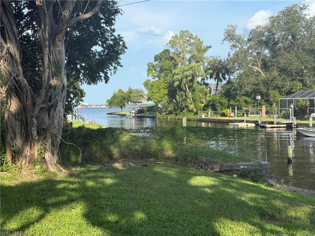 1845 Marina CIR-4