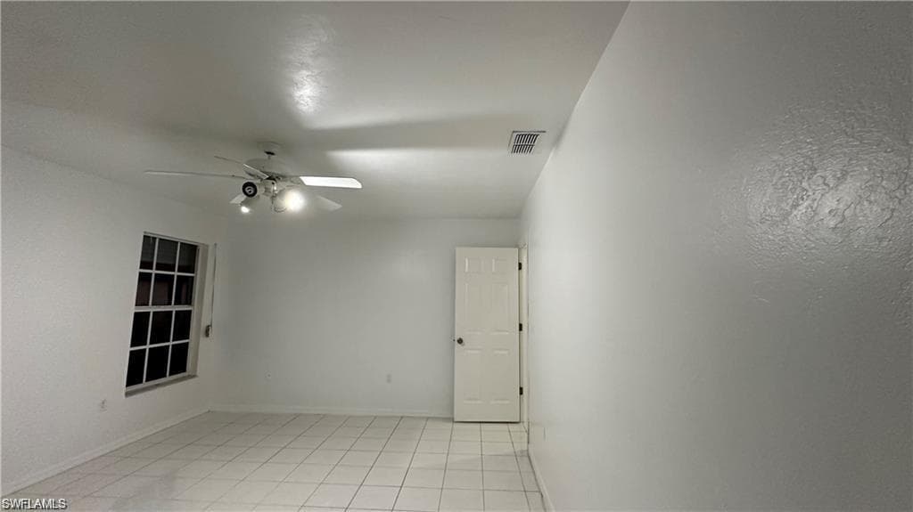 701 Arianne CT-13
