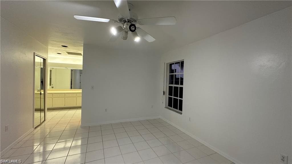 701 Arianne CT-12
