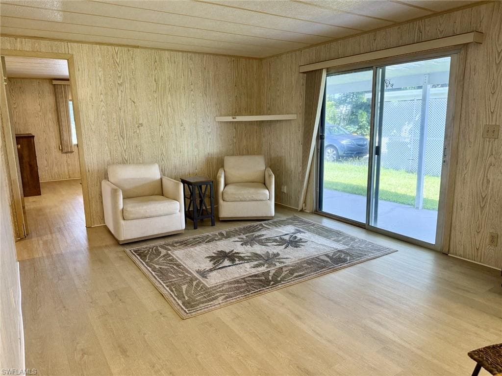 41 Lake Diane DR-6