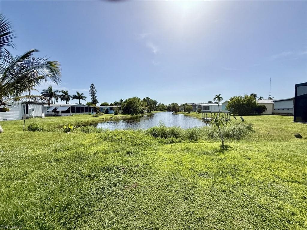 41 Lake Diane DR-16