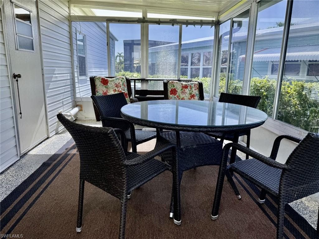 41 Lake Diane DR-15