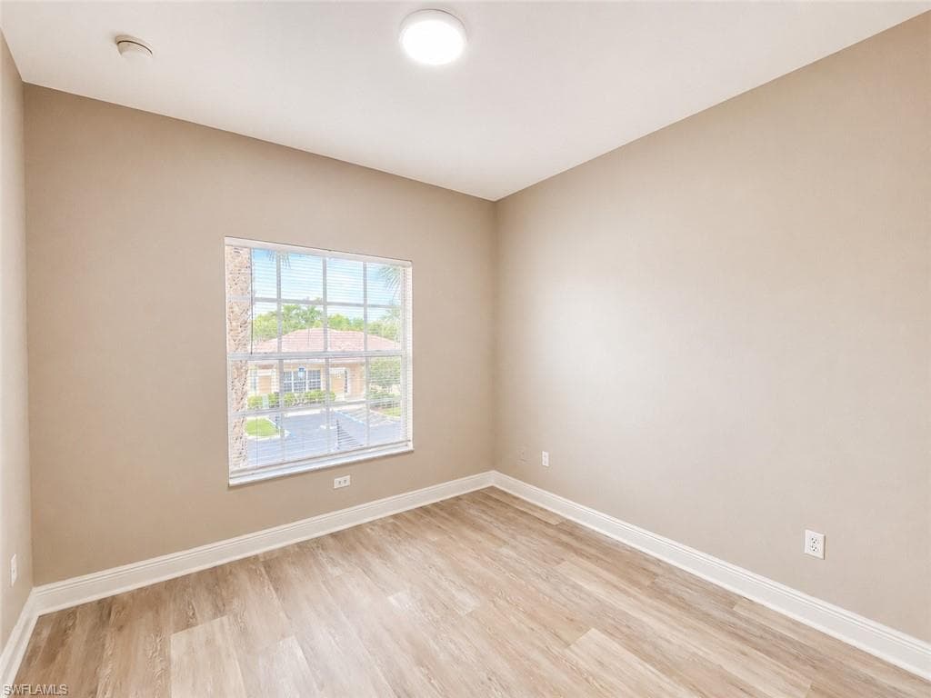 4172 Castilla CIR 201-12