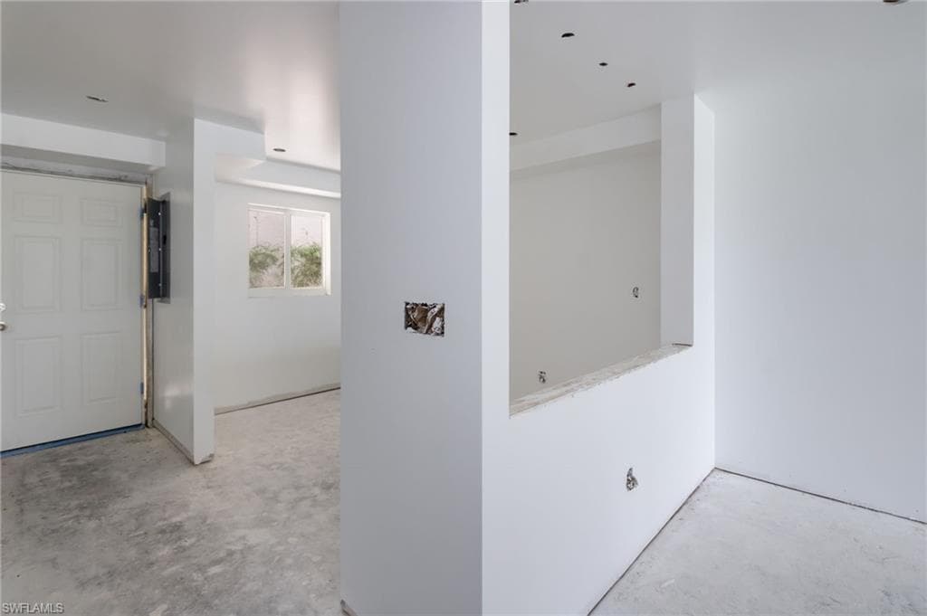 6900 Estero BLVD 104-2
