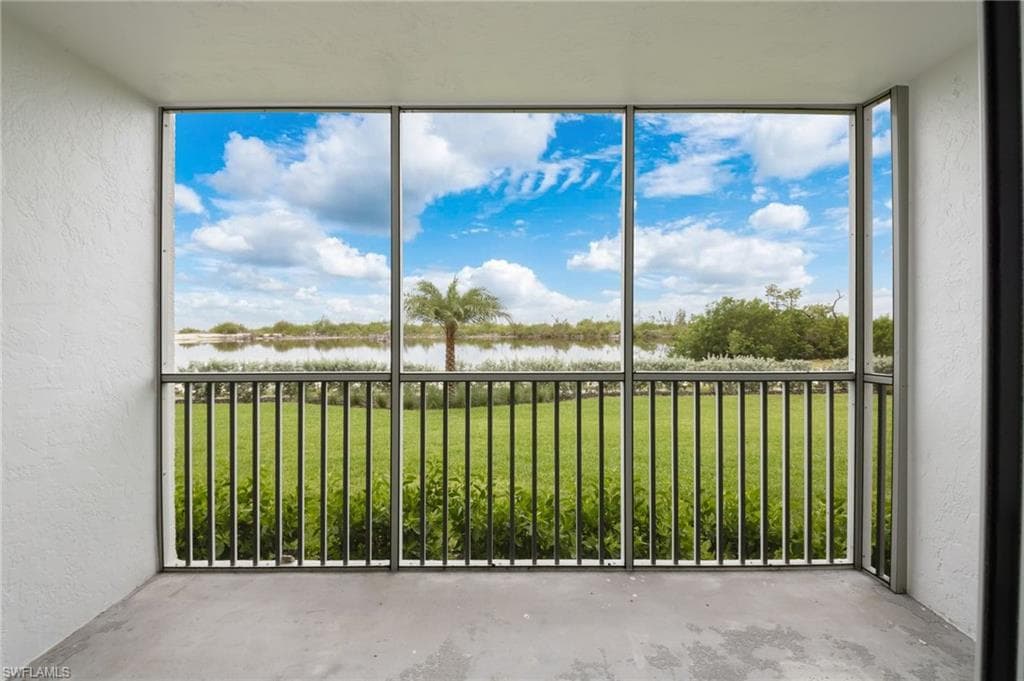 6900 Estero BLVD 104-22