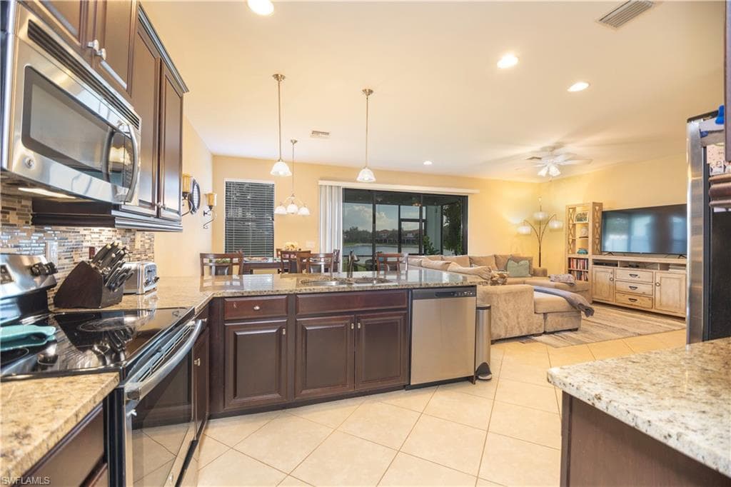 14758 Sutherland AVE 412-4