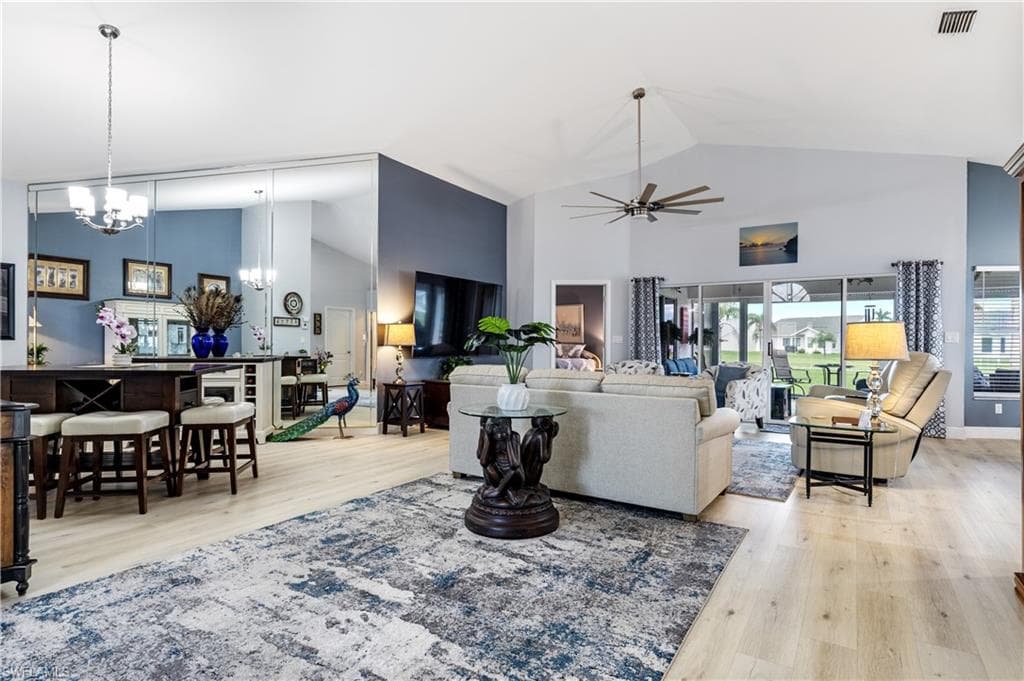 17761 Pineapple Palm CT-27