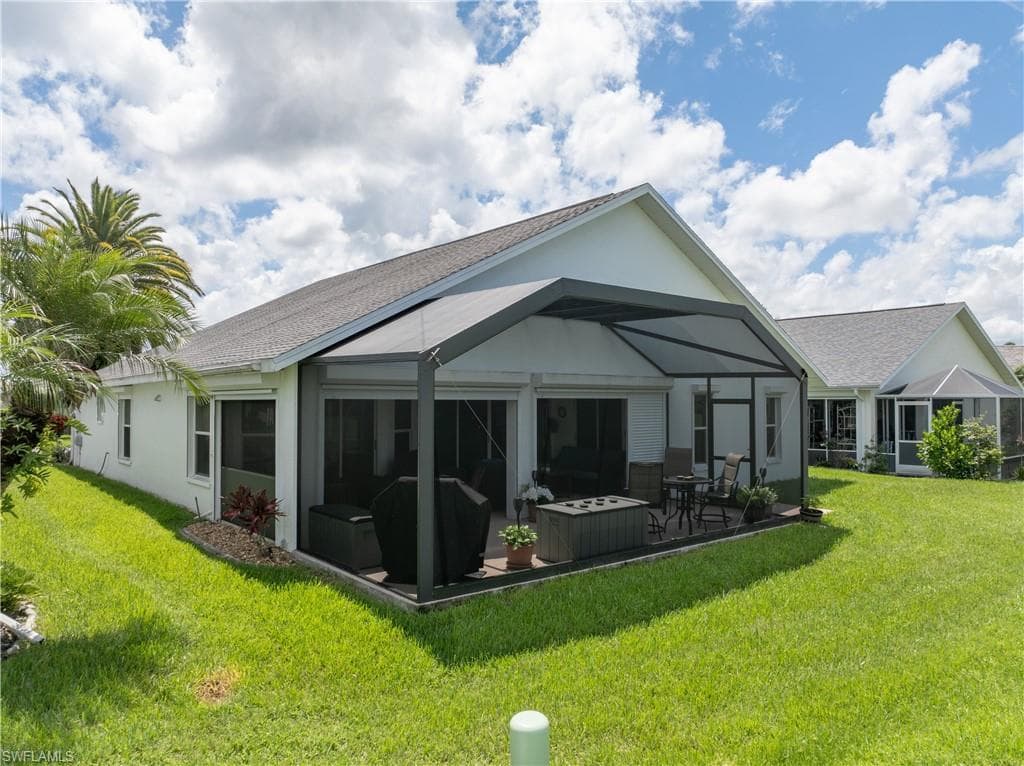 17761 Pineapple Palm CT-12