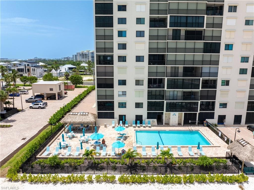 8400 Estero BLVD 502-23
