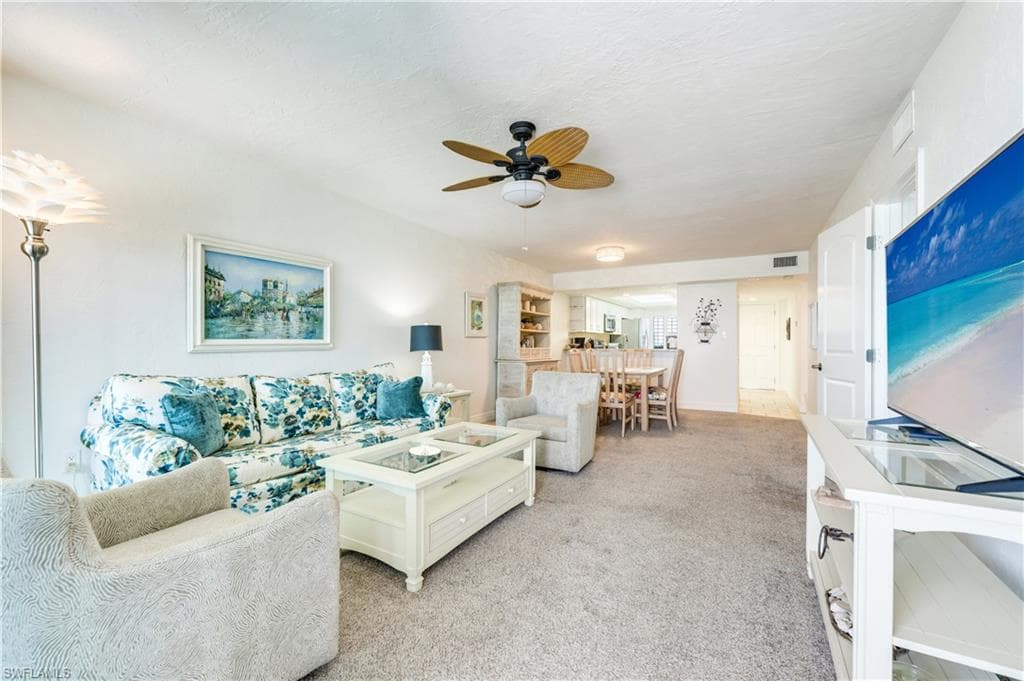 8400 Estero BLVD 502-10