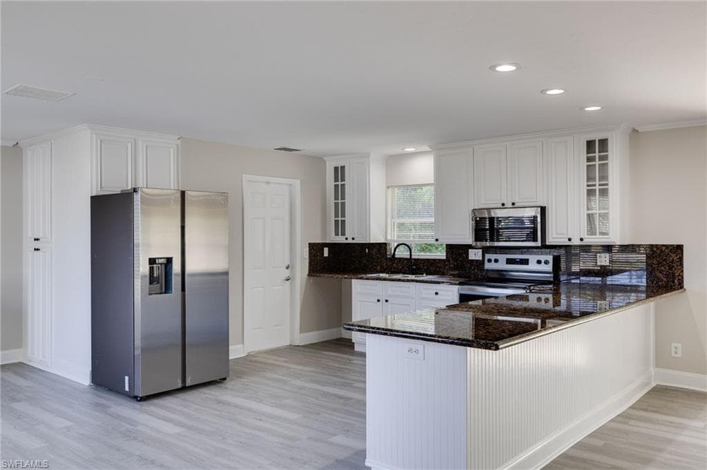 7370 Sea Island RD-4