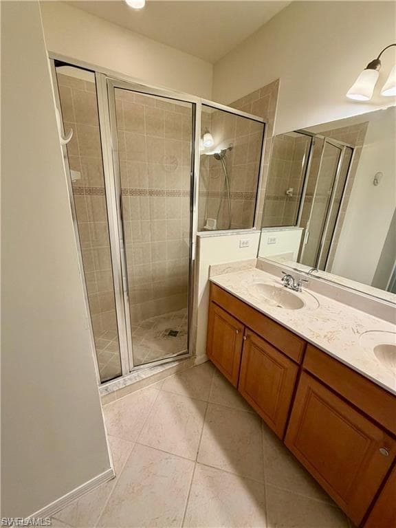 4381 Lazio WAY 502-13
