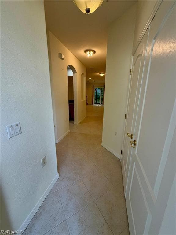 4381 Lazio WAY 502-15