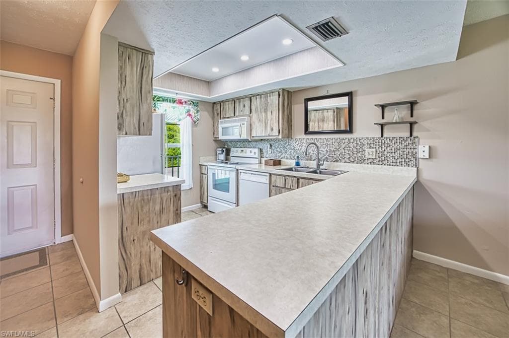 16001 Dublin CIR 203-17