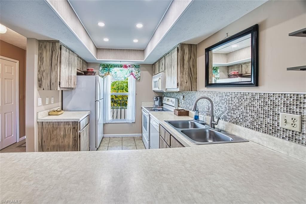 16001 Dublin CIR 203-18