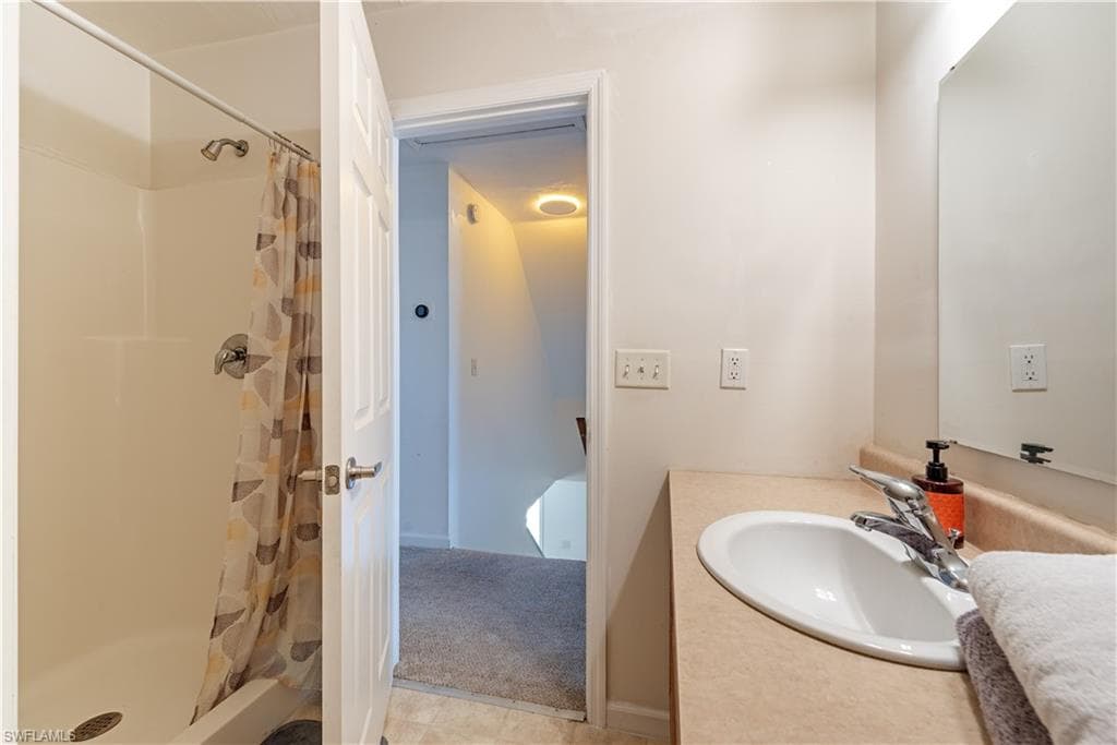 481 Leawood CIR-4