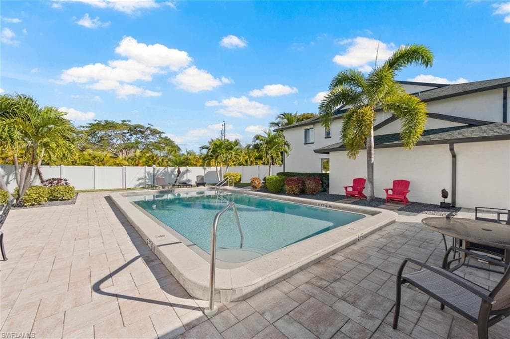 1519 Cape Coral PKWY W 9-1