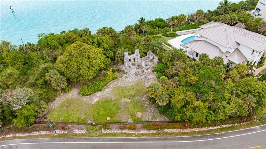1247 Blue Hill Creek DR-41