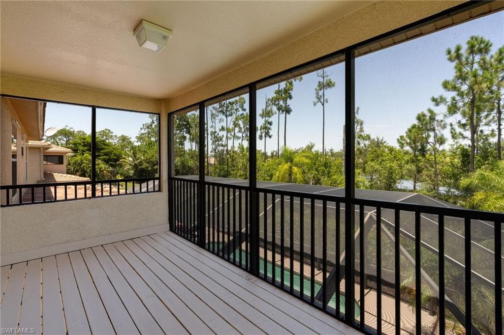 20886 Torre Del Lago ST-21