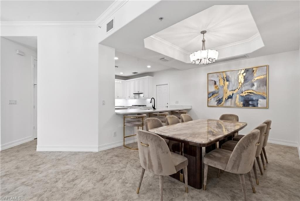 2886 Castillo CT 101-6